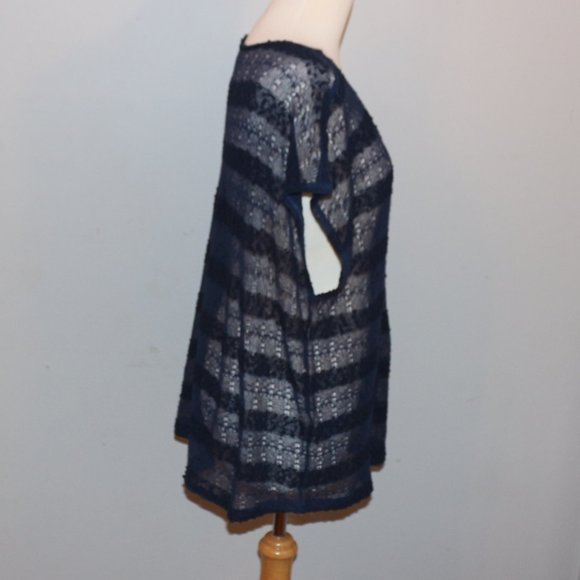 Cato 18W 20W Navy Sheer Top EUC - Picture 3 of 6